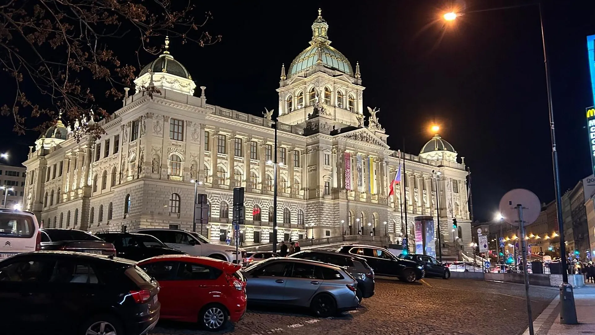 Cozy Design Homestay Right Next To Wenceslas Square Прага Чехия